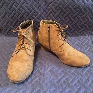 Chocolate wedge bootie